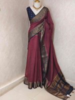 Soft silk with plain body and  leaf motif inside triangle shape motifs on the boarder - Image 3