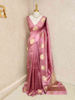 Soft silk with small flower butta and intricate flower motif border - Image 10
