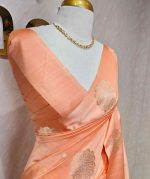 Soft silk with small flower butta and intricate flower motif border - Image 12