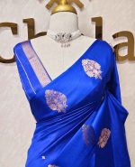 Soft silk with diamond shape butta and mugal flower like motif border - Image 7