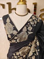 Semi tussar with rose like floral thread work boarder - Image 17