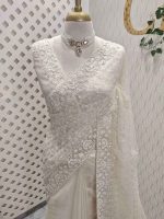 Organza with floral jaal design all over the body and heavy embroidered scalloped border - Image 7