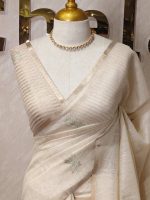 Tissue silk with leafy vein applique like embroidery on the pallu. - Image 2