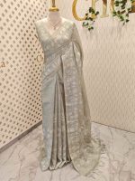 Linen saree with floral applique embroidery and Scalloped floral border - Image 9