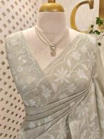 Linen saree with floral applique embroidery and Scalloped floral border - Image 8