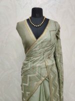 Semi tussar saree with zig zag lines all over the body - Image 2